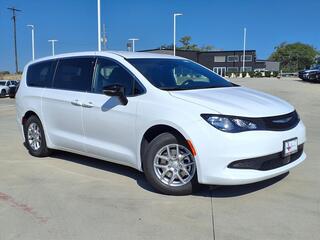 2026 Chrysler Voyager