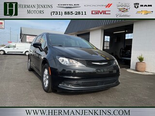 2023 Chrysler Voyager