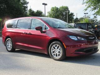 2023 Chrysler Voyager