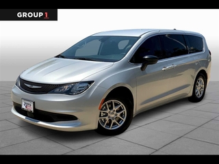 2024 Chrysler Voyager