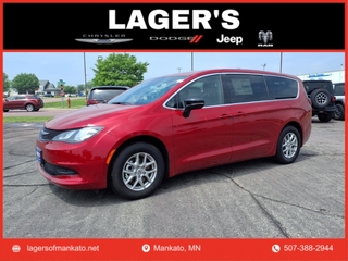2025 Chrysler Voyager