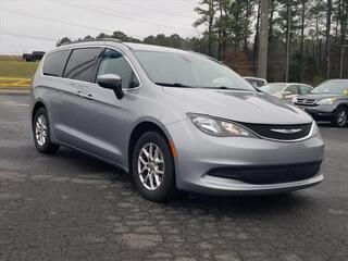 2021 Chrysler Voyager