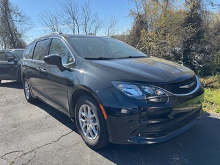 2021 Chrysler Voyager