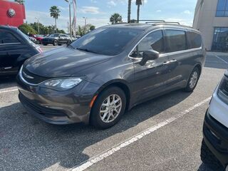 2020 Chrysler Voyager