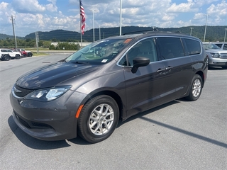 2021 Chrysler Voyager