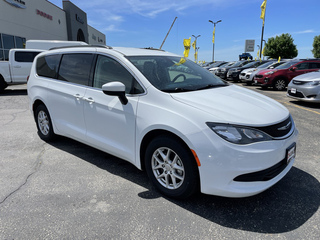 2020 Chrysler Voyager