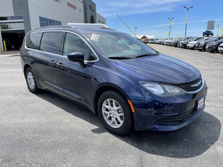 2020 Chrysler Voyager