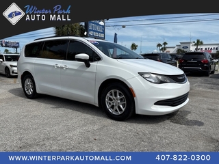 2020 Chrysler Voyager