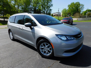 2020 Chrysler Voyager