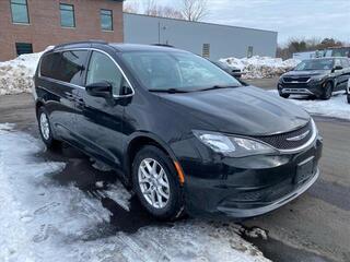 2021 Chrysler Voyager