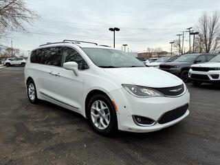 2018 Chrysler Pacifica for sale in Plymouth MI