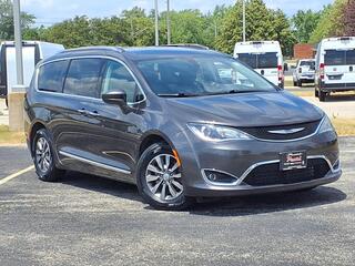 2019 Chrysler Pacifica for sale in Peotone IL