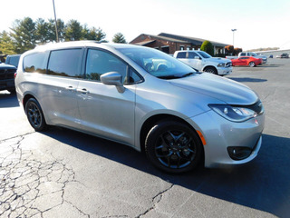 2018 Chrysler Pacifica for sale in Clarksville TN