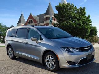 2017 Chrysler Pacifica for sale in Monroe WI