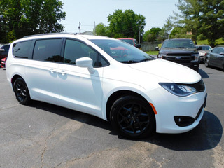 2019 Chrysler Pacifica for sale in Clarksville TN