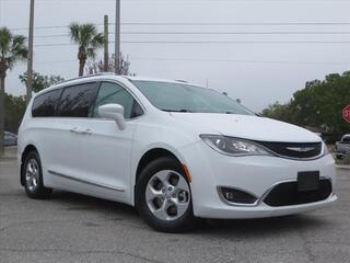 2017 Chrysler Pacifica for sale in Mt. Dora FL