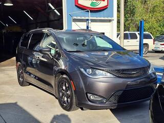 2020 Chrysler Pacifica for sale in Guthrie KY