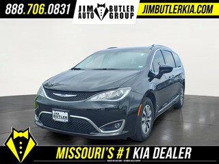 2020 Chrysler Pacifica for sale in Chesterfield MO