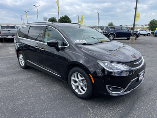 2019 Chrysler Pacifica for sale in Platteville WI