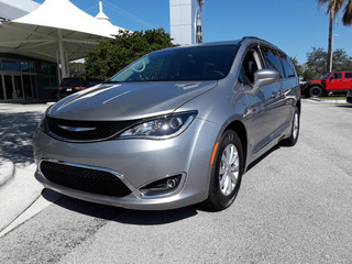 2018 Chrysler Pacifica for sale in West Palm Beach FL