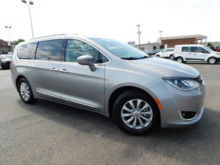 2018 Chrysler Pacifica for sale in Clarksville TN