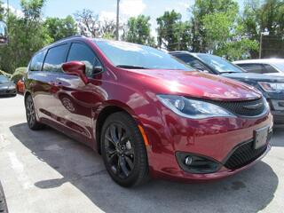2019 Chrysler Pacifica for sale in Ocala FL