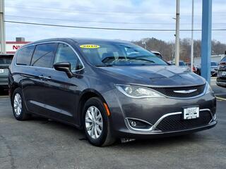 2019 Chrysler Pacifica for sale in Joliet IL