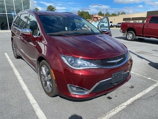 2017 Chrysler Pacifica