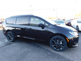 2020 Chrysler Pacifica for sale in Clarksville TN