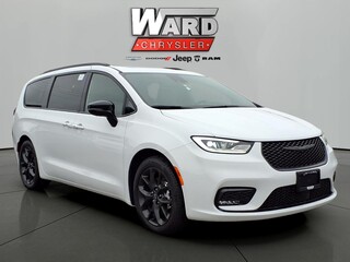 2026 Chrysler Pacifica for sale in Carbondale IL