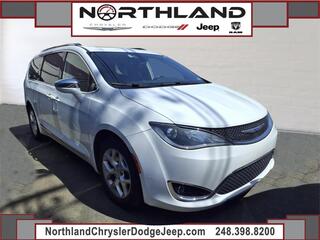 2020 Chrysler Pacifica for sale in Oak Park MI