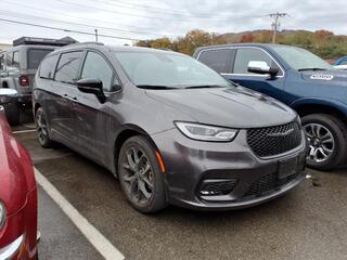 2023 Chrysler Pacifica for sale in Roanoke VA