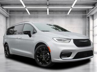 2026 Chrysler Pacifica for sale in Chiefland FL