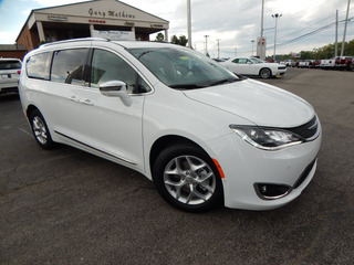 2020 Chrysler Pacifica for sale in Clarksville TN