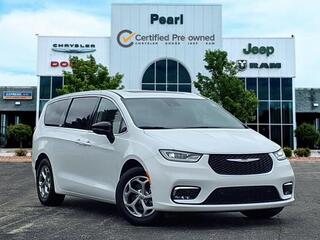 2024 Chrysler Pacifica for sale in Peotone IL