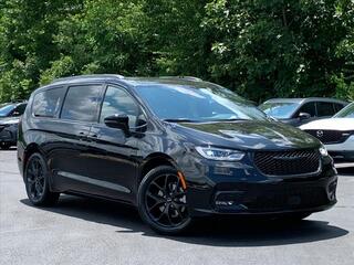 2024 Chrysler Pacifica for sale in Cincinnati OH