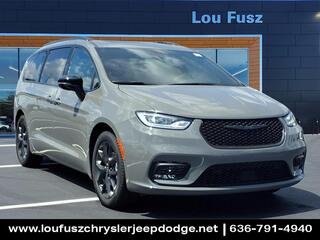 2025 Chrysler Pacifica