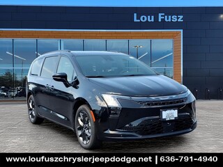 2027 Chrysler Pacifica for sale in O'fallon MO