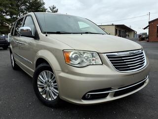 2012 Chrysler Town And Country for sale in Clarksville TN