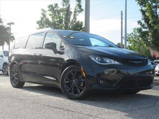 2019 Chrysler Pacifica for sale in Mt. Dora FL