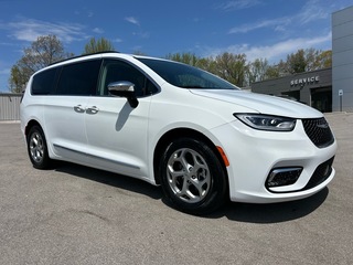 2023 Chrysler Pacifica