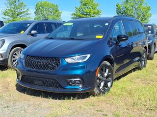 2025 Chrysler Pacifica