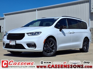 2026 Chrysler Pacifica for sale in Glen Carbon IL
