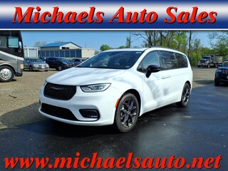 2025 Chrysler Pacifica for sale in Carmichaels PA