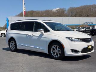 2017 Chrysler Pacifica for sale in Princeton WV