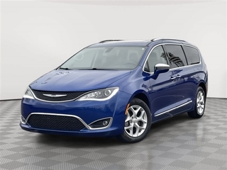 2020 Chrysler Pacifica for sale in Plymouth MI