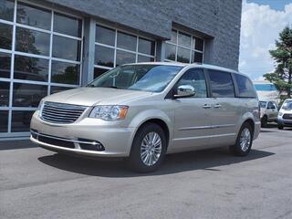 2012 Chrysler Town And Country