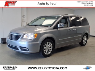 2015 Chrysler Town And Country for sale in Florence KY