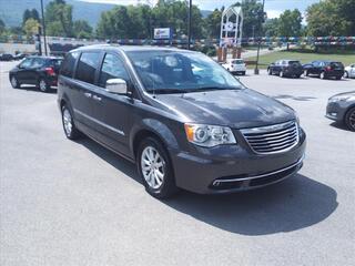 2016 Chrysler Town And Country