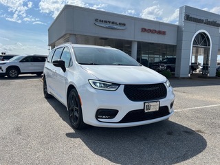2025 Chrysler Pacifica